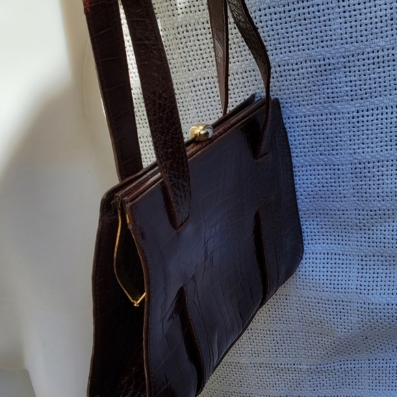 Claudia Barnes  Vintage embossed leather‎ bag - Picture 9 of 12